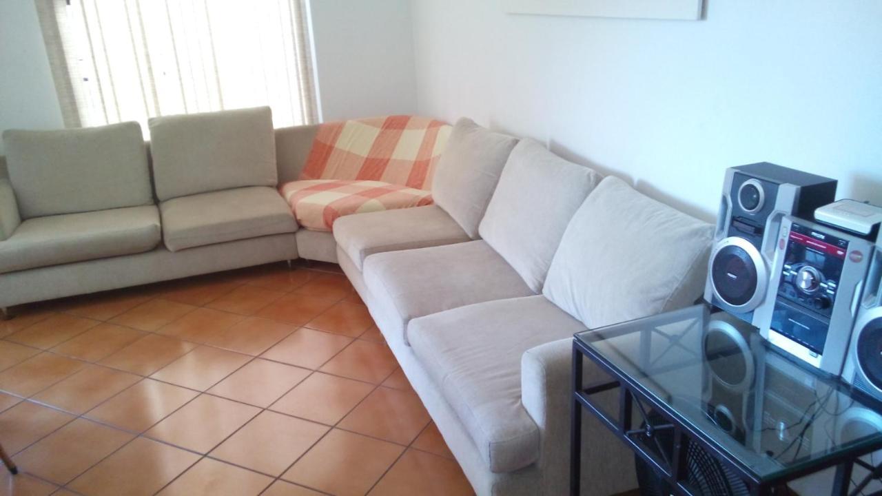 Apartamento Frente Para O Mar ,50 M Da Praia , Ar Condicionado Todos Quartos Гуаружа Екстер'єр фото